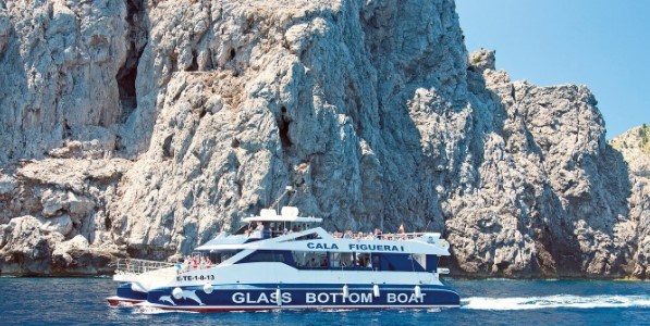 glass bottom boat after alcudia market