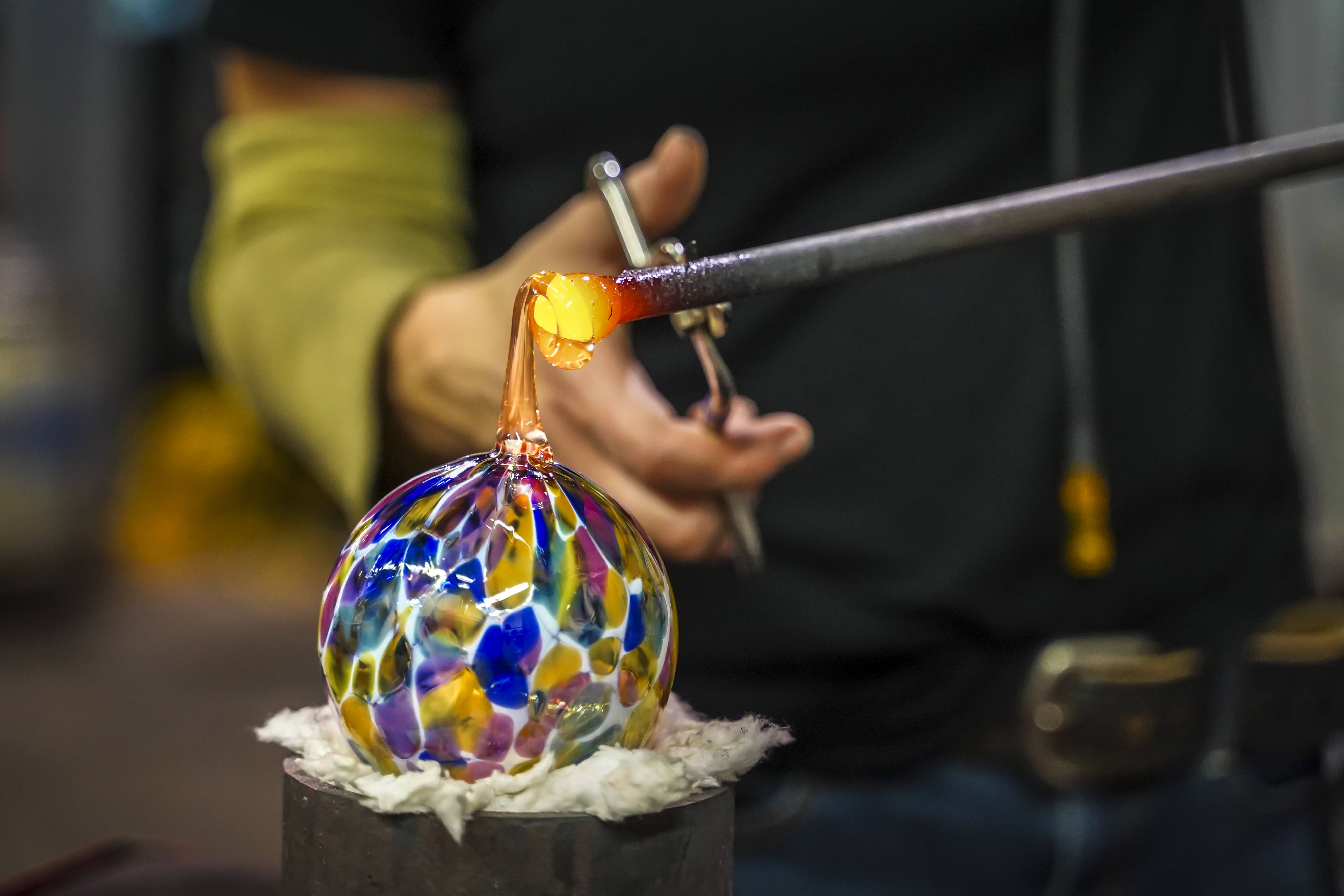 Glass Blowing - top and unique activity in Mallorca 2021/22