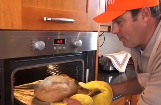 Mallorca local expert making traditional bread